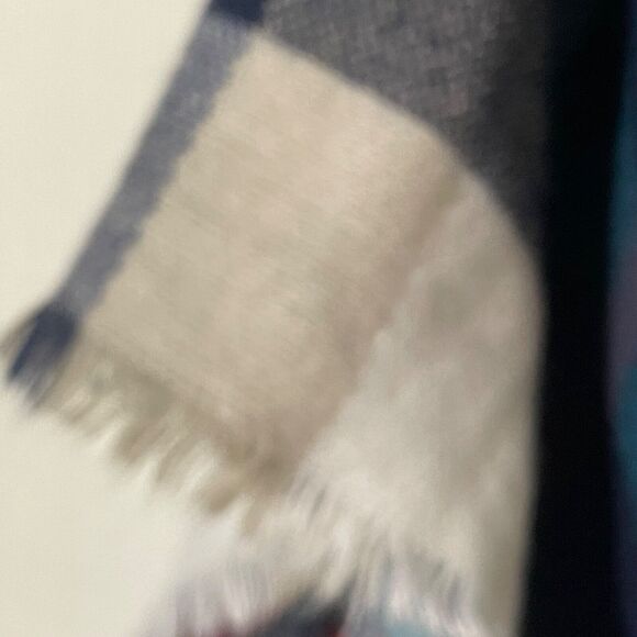 MIXIT · One Size · Plaid Hooded Poncho Cape · Toggle Fringe Wrap Outlander Style - Picture 5 of 8